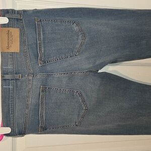 (New) Abercrombie Classic Blue Boys Straight Jeans 13/14 Long